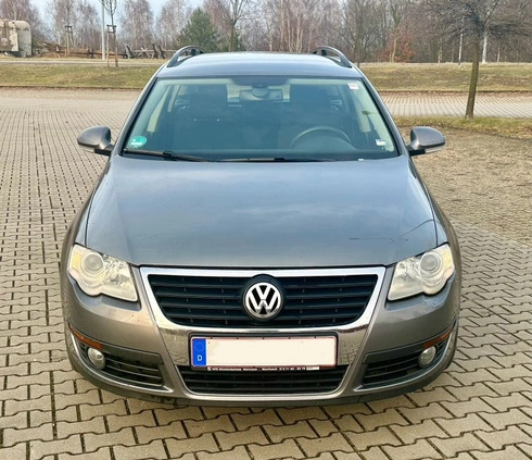 Volkswagen Passat cena 16900 przebieg: 183000, rok produkcji 2006 z Częstochowa małe 232